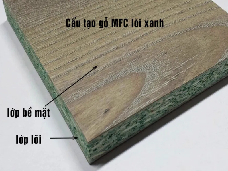 tủ bếp chất liệu gỗ MDF lõi xanh